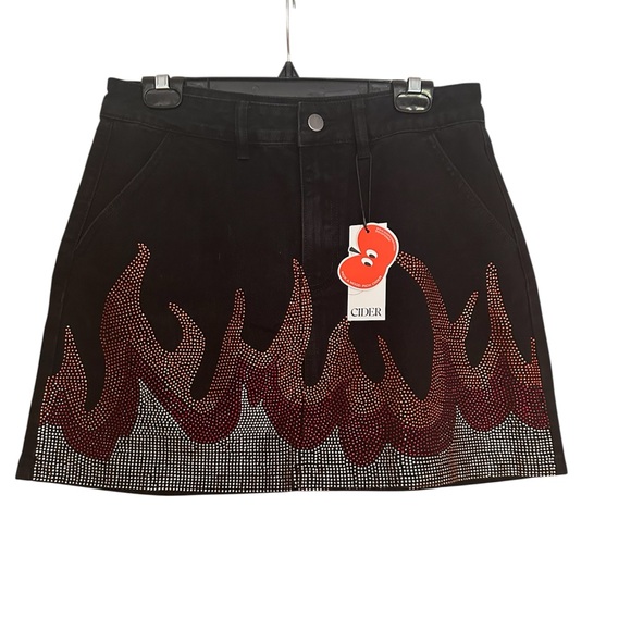 Cider Black and Red Flame Skirt - Picture 1 of 4